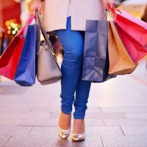 Meet your Posher, Casey